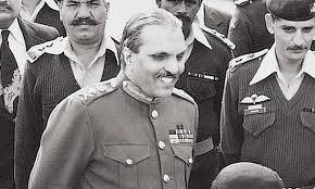 OnThisDay: Sep 16th,1978 Muhammad Zia Ul Haq declared himself as President of Pakistan